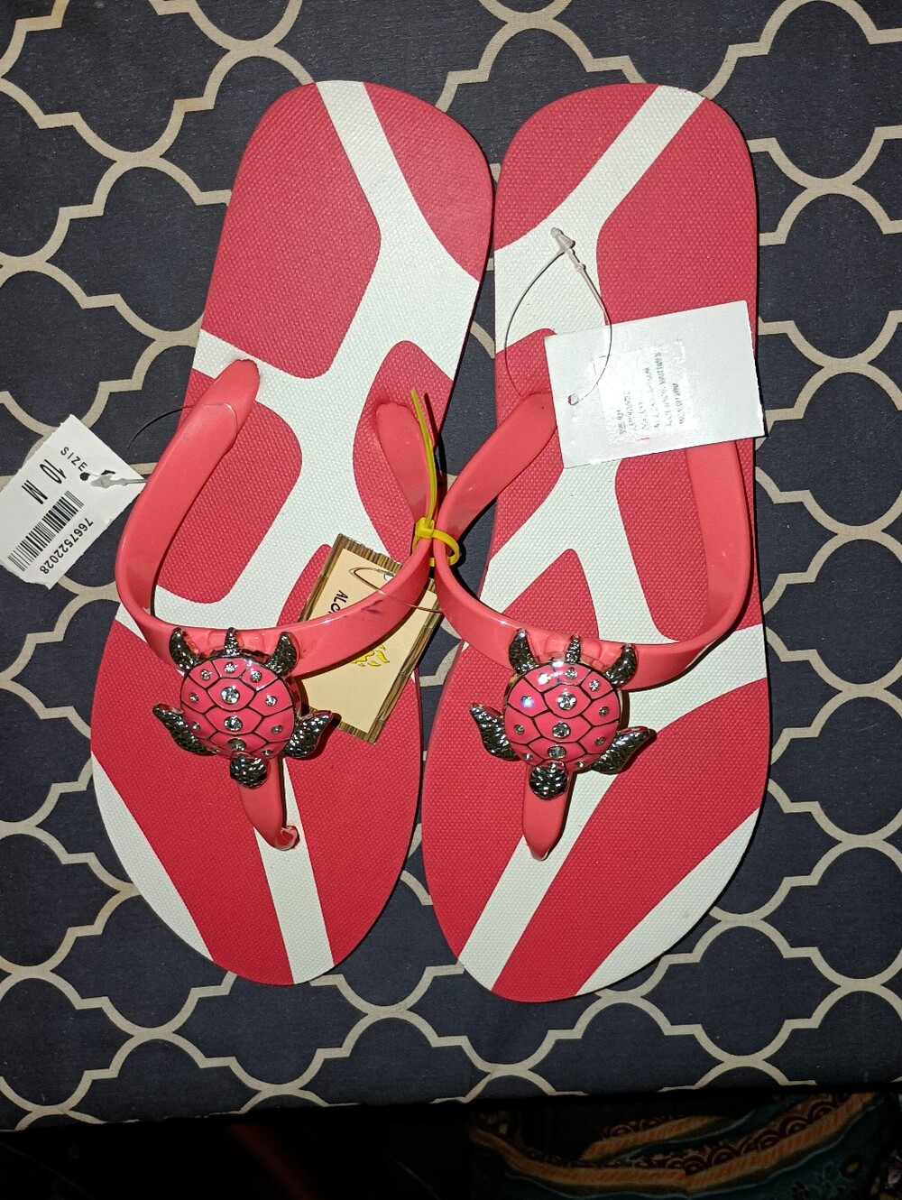 NWT flip flops